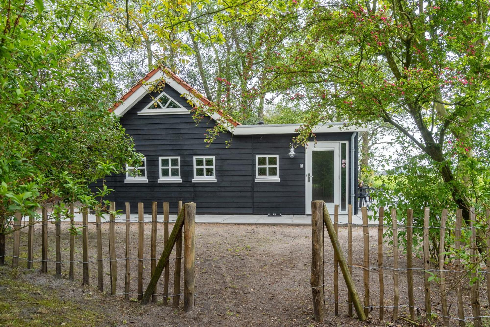 Prive In Een Bosrijke Omgeving Welkom Bij Gastenverblijf Het Ontsnapte Schaap In Jubbega Extérieur photo